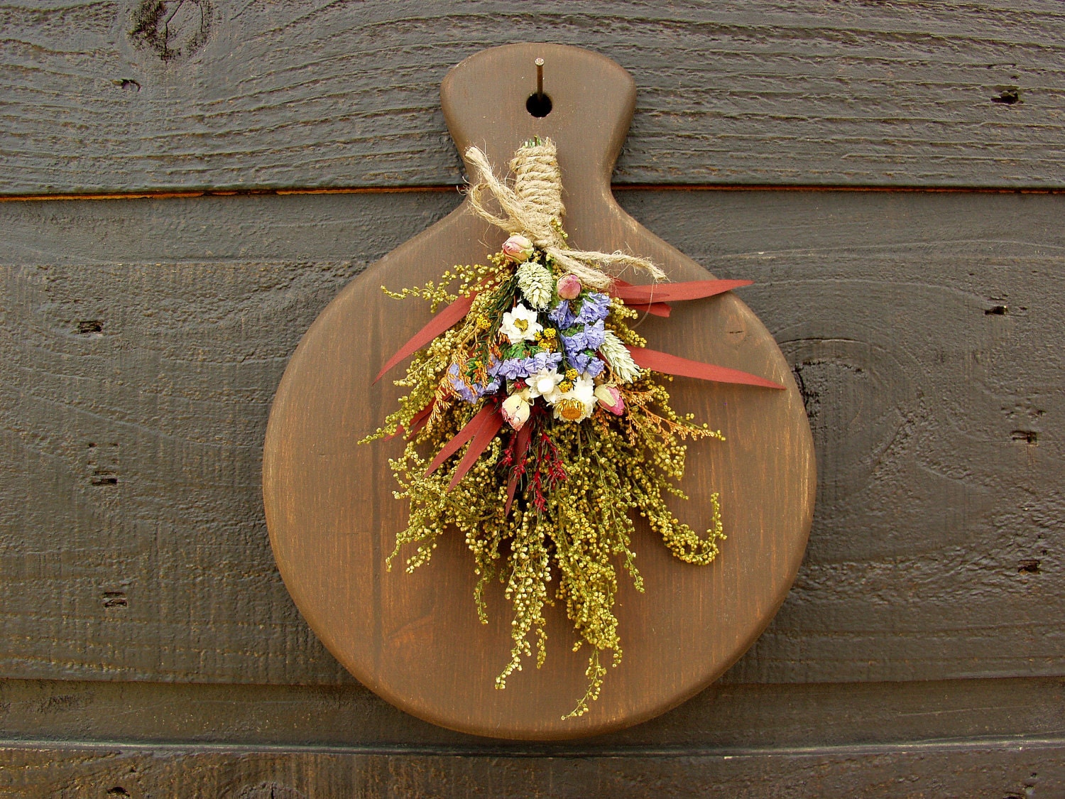 Rustic Wall Decor, Farmhouse Decor, Primitive Wooden Bread Board Wall Hanger with Sweet Annie, Rosebuds and Country Dried Flowers 088