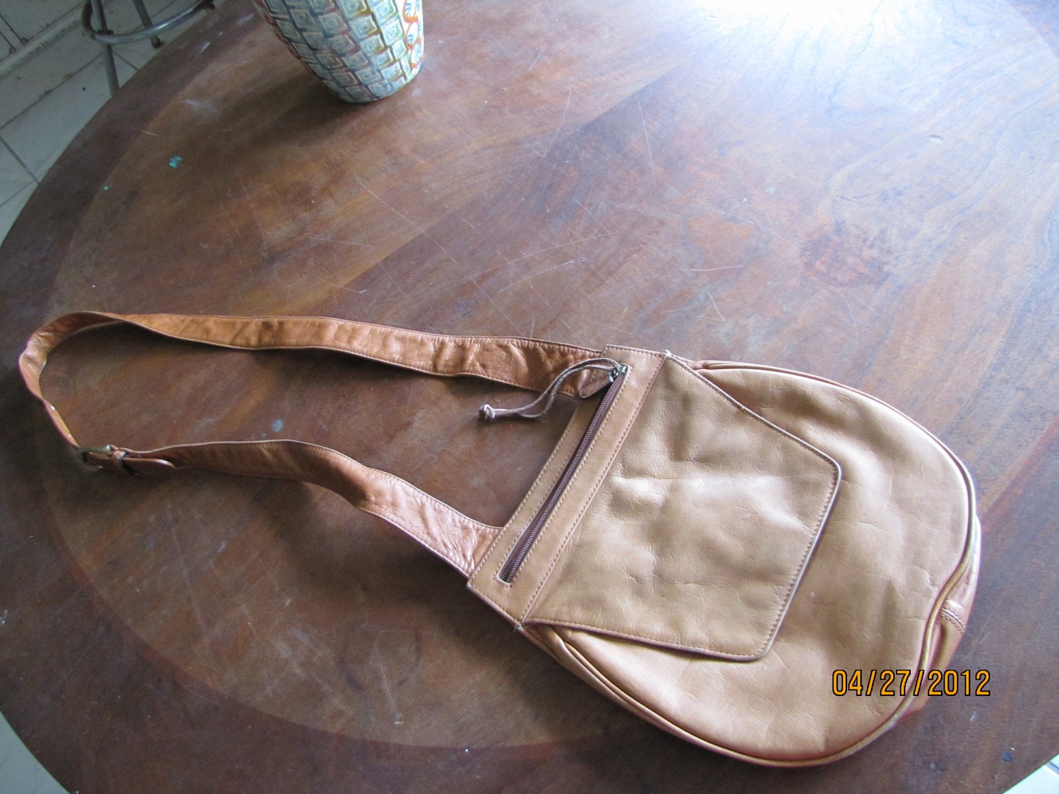 Vintage Thick Leather Cross Body Saddle Bag Purse Lots of Pockets Messenger tote satchel Crossbody flap mail