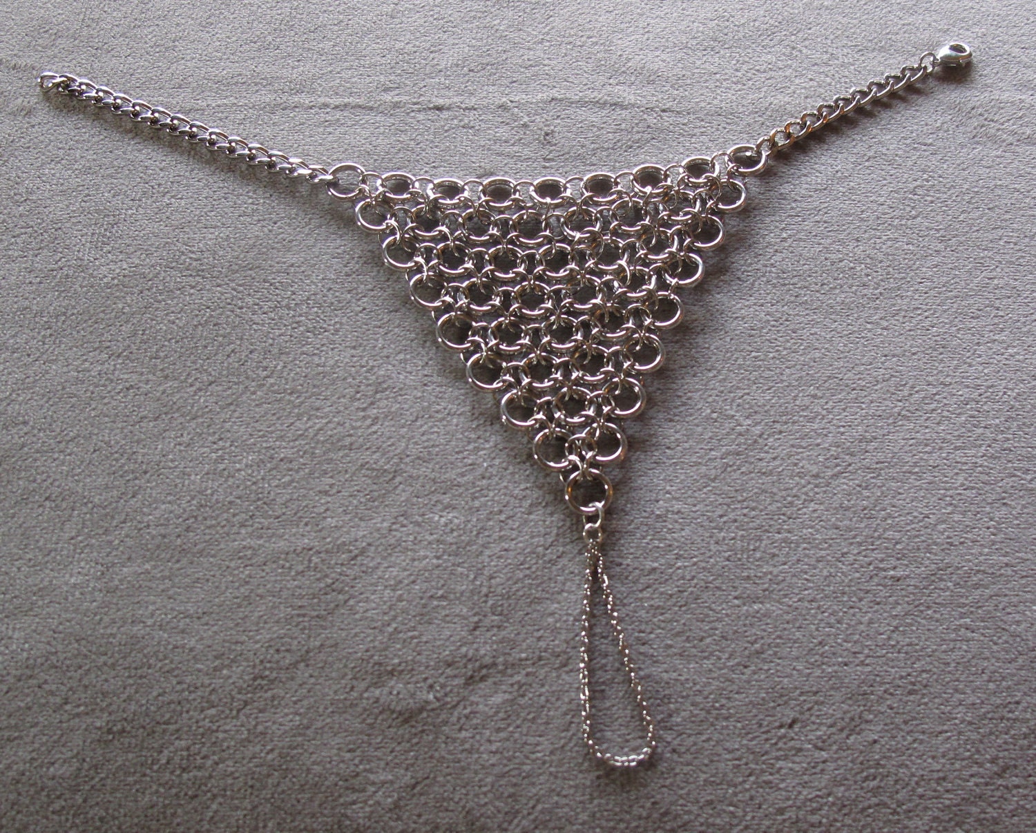 chainmail hand harness by loandchlo on Etsy