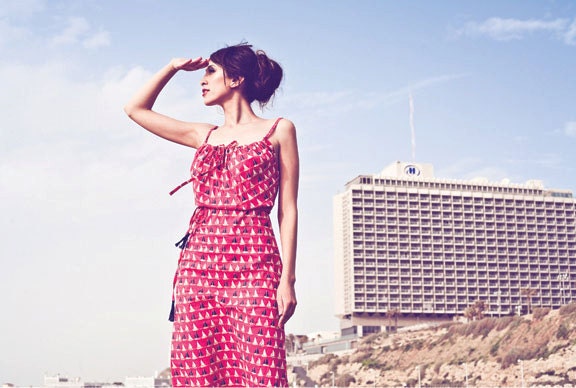 SUPER SALE - 40% off - Julie summer dress - cotton dress in coral red with little sailboats print w/ belt