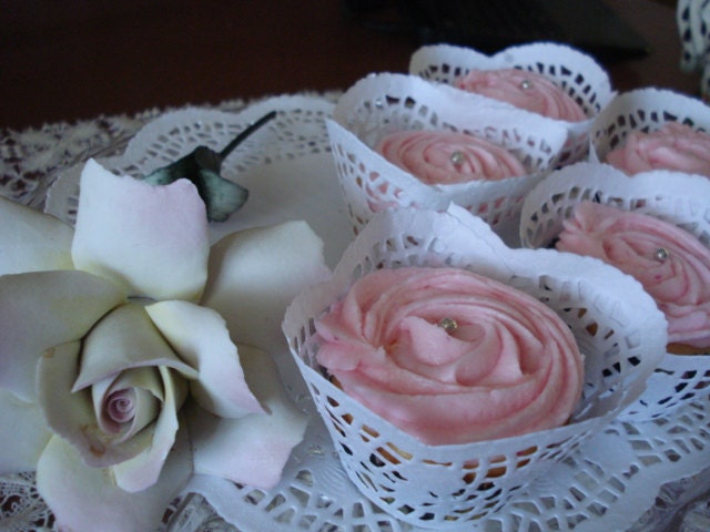 Vanilla Lemon-Lemonade Cupcakes - 1 Dozen
