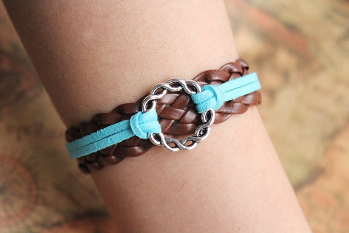 CIRCLE bracelet,retro silver personality circle pendant bracelet,light brown leather braid bracelet---B045
