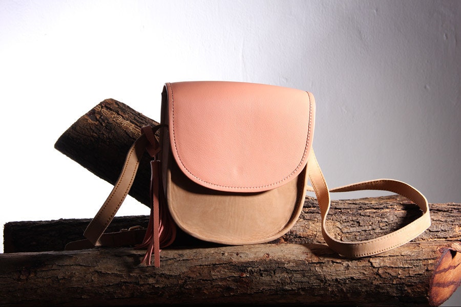 Cross Body Leather Bag in Nude and Dusty Pink