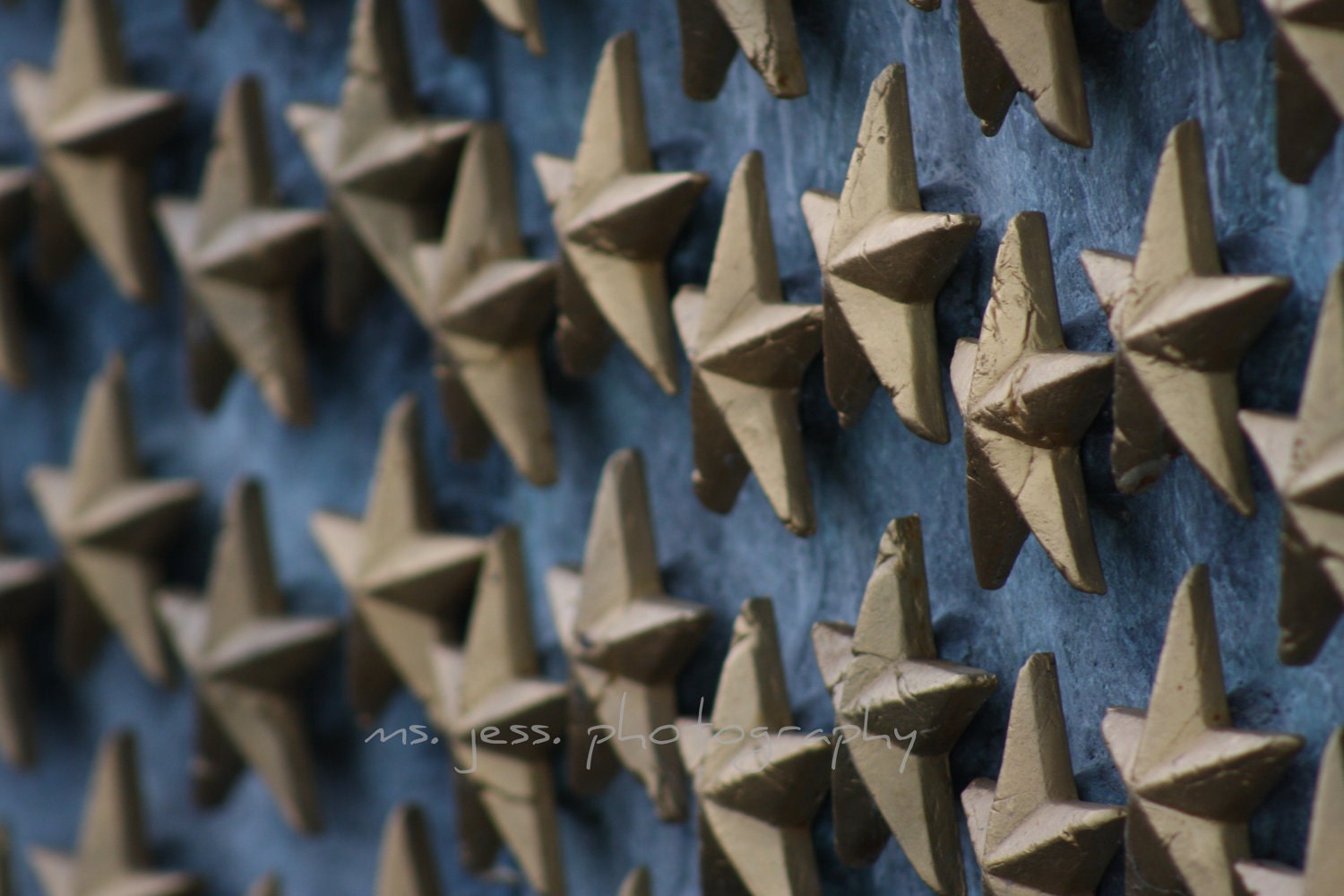 What Do The Gold Stars On The Wwii Memorial Mean