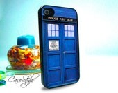 Dr Who Tardis iPhone 4 case, iPhone 4s case, case for iPhone 4. Includes 3 layers Screen protector. Black or white.