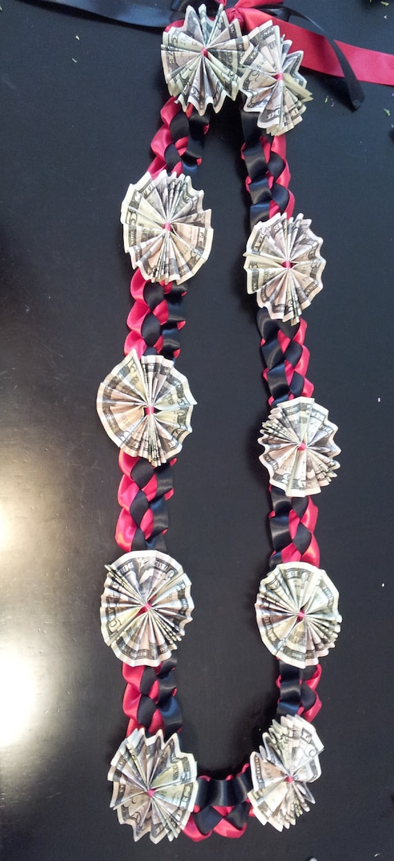Items similar to Ribbon money Lei on Etsy