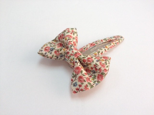 Vintage Style Floral Fabric Bow Hair Clip, Hair accessory for Women, Teens, Girls, Toddler and Babies