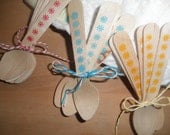 15 Mini Flower Baby Taster Wooden Spoons