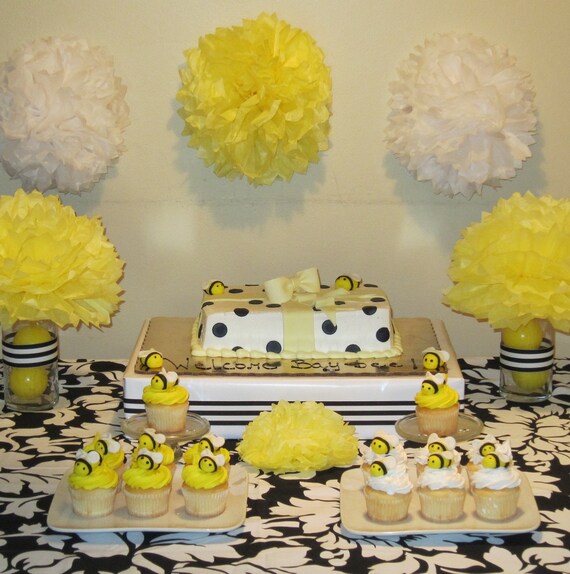 Fondant Bumble Bee Cake and Cupcake Toppers Il_570xn