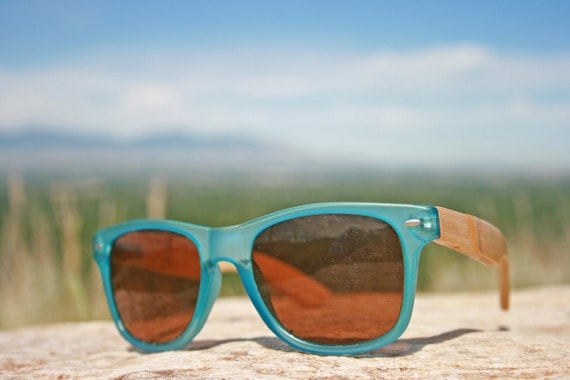 Unique Handmade Indie Hipster Vintage Retro Unisex Wayfarer Ray-Ban Style Blue Turquoise Wooden Sunglasses. Made with Bamboo