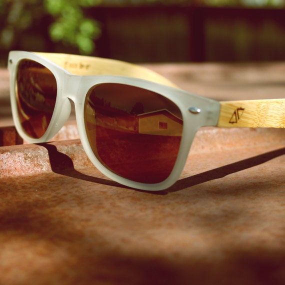 Unique Handmade Indie Vintage Retro Unisex Wayfarer Ray-Ban Style Clear Wood Wooden Sunglasses. Made with Bamboo
