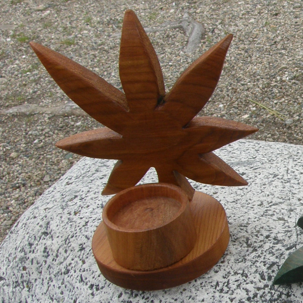 Sweet Leaf: 6", shadow caster tea lite candle holder