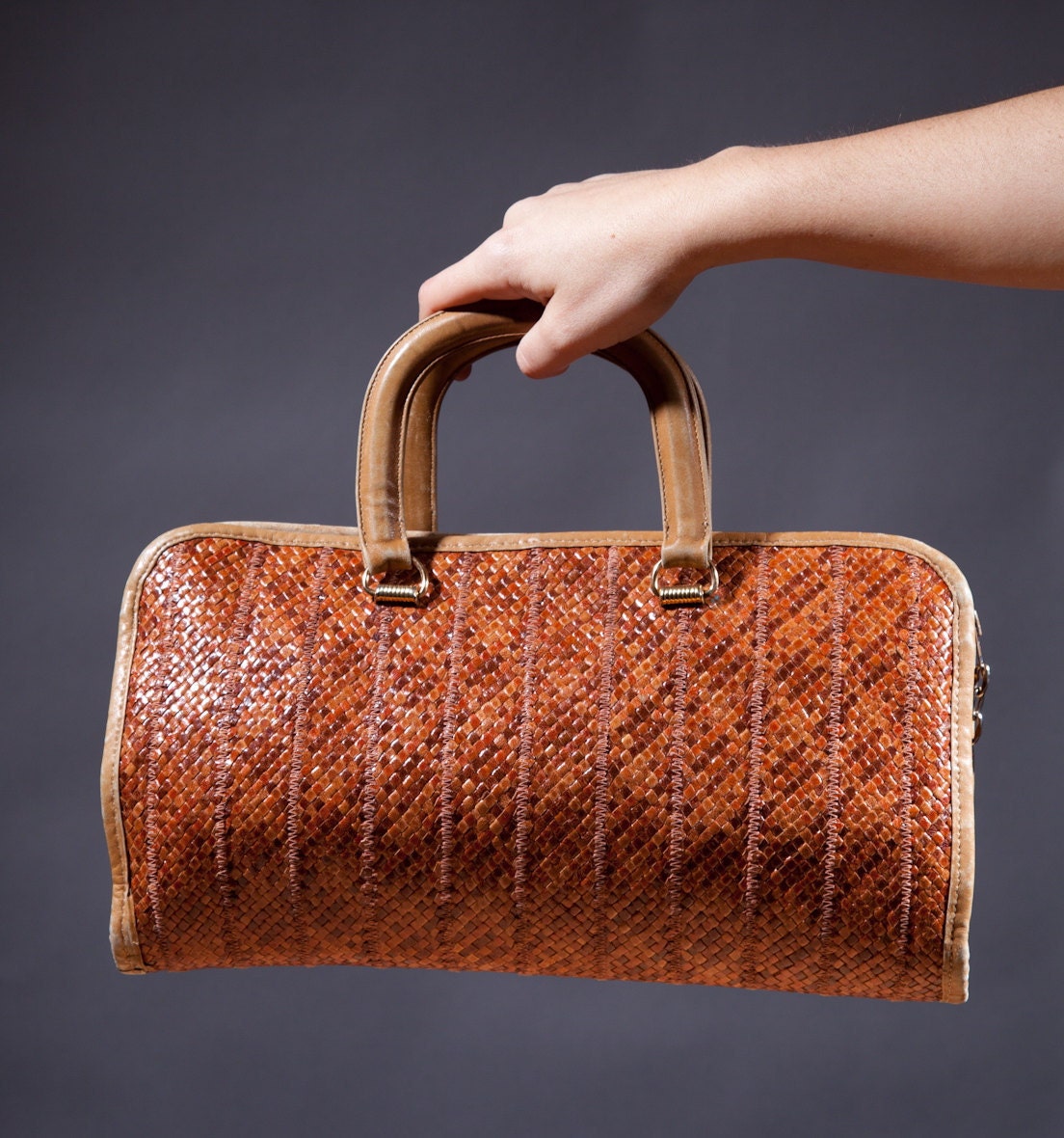 Vintage Morris Moskowitz woven leather hand bag.