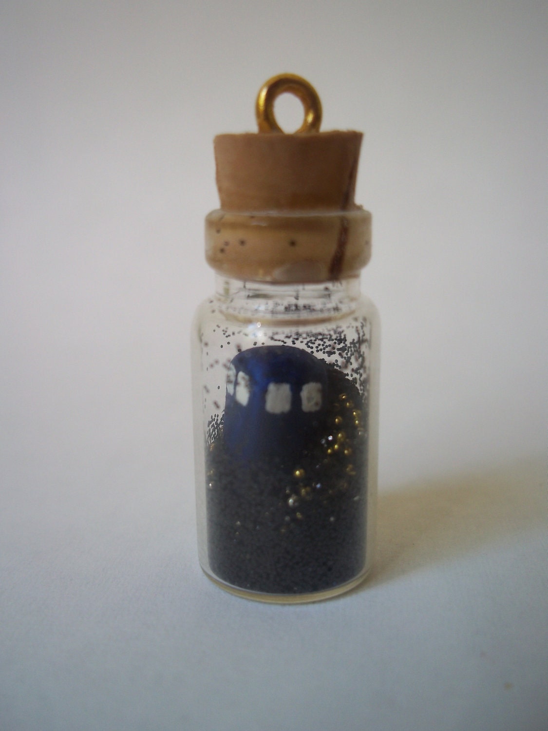 Disappearing TARDIS in a Bottle