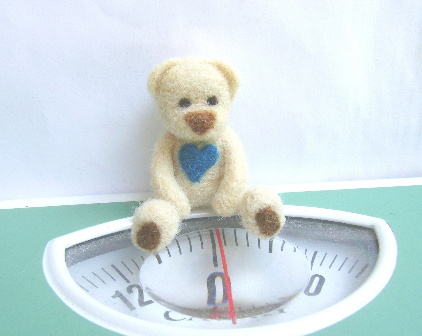 Needle Felting Blue Heart Bear, Hand Felt Brooch, Ready to Ship