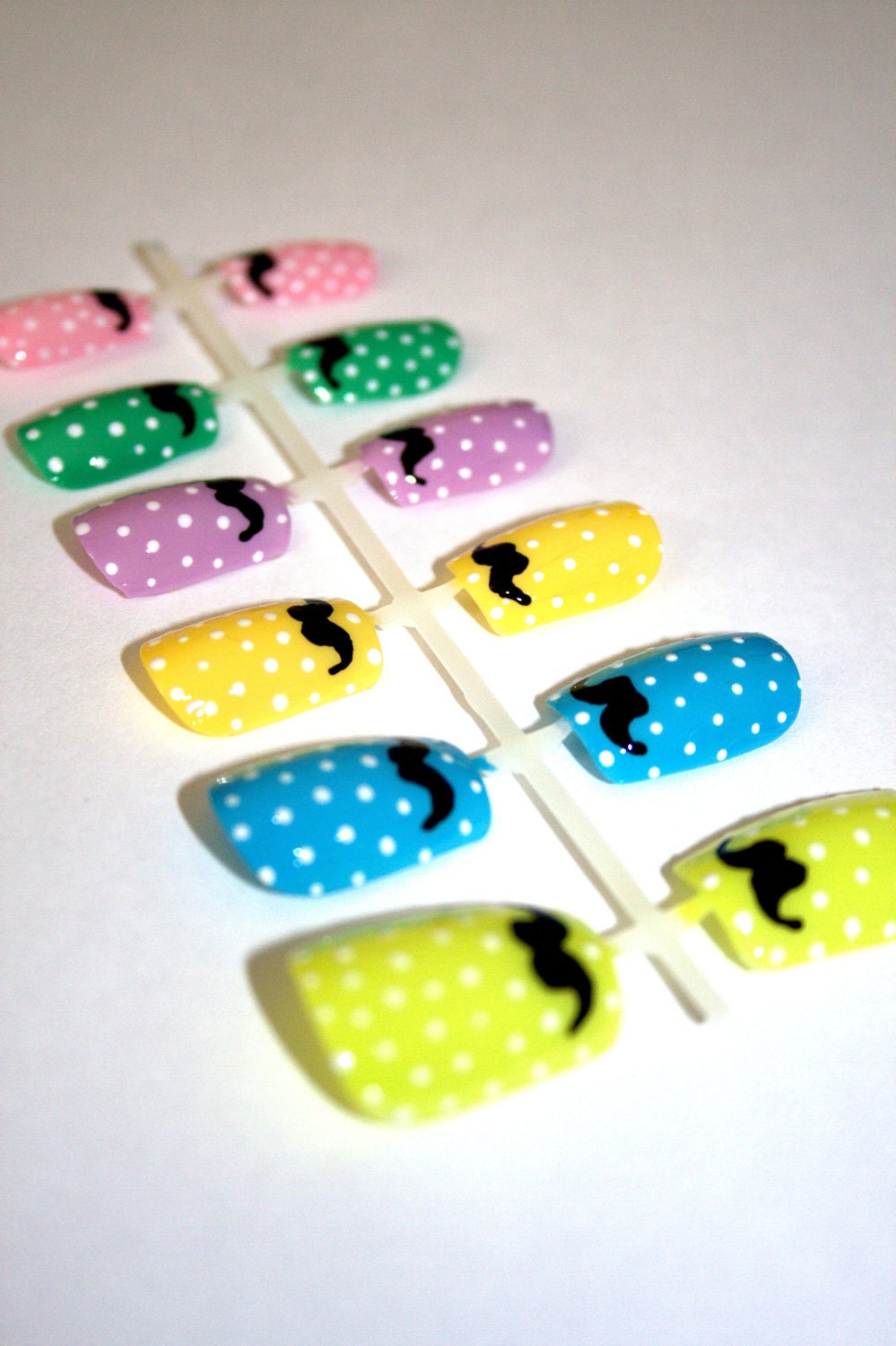 Moustache Nails