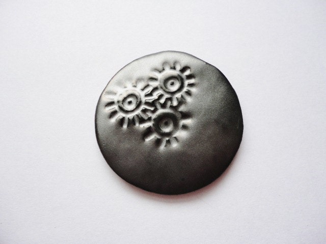 Steampunk, Gear, Large Handmade Round Ceramic Cabochon, Pendant, Gunmetal, Metallic Graphite Grey, Necklace Making, Jewelry Supply