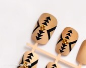 Glam Gradients: Beige 24 Nails