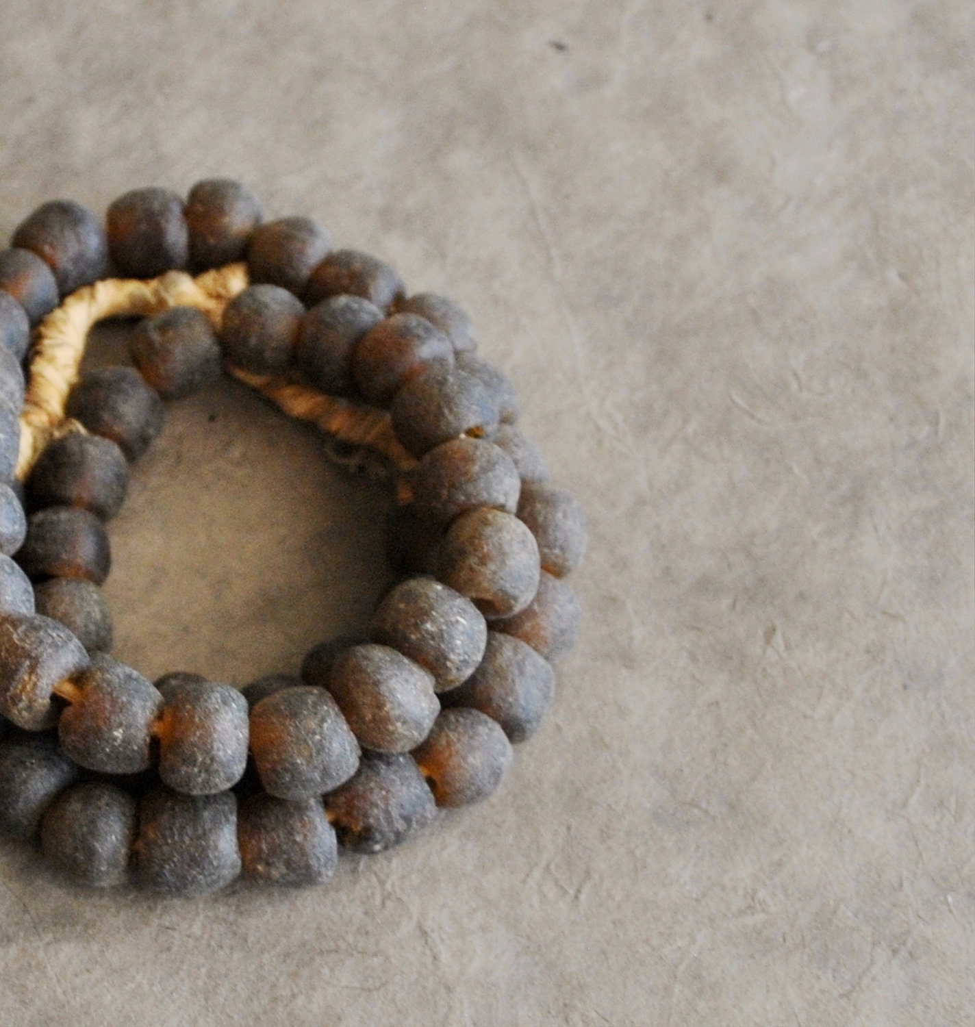 brown african translucent recycle bottle glass 1 strand