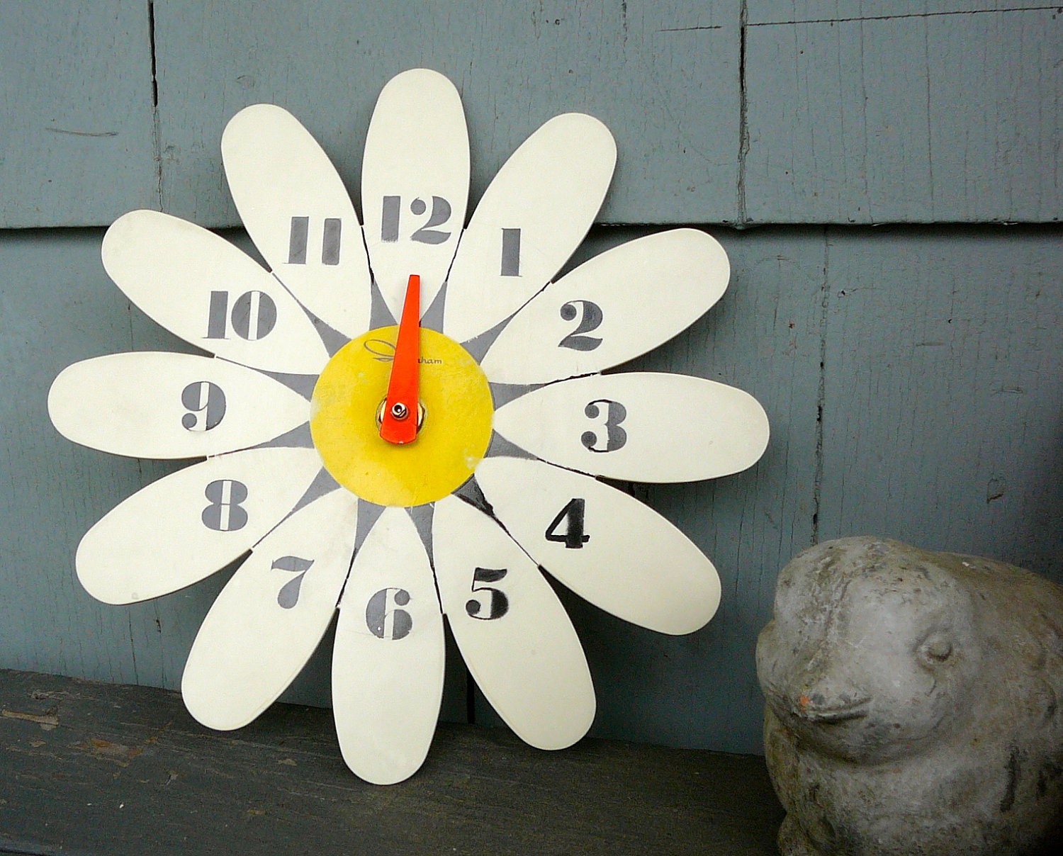 1960s Ingraham Daisy Wall Clock