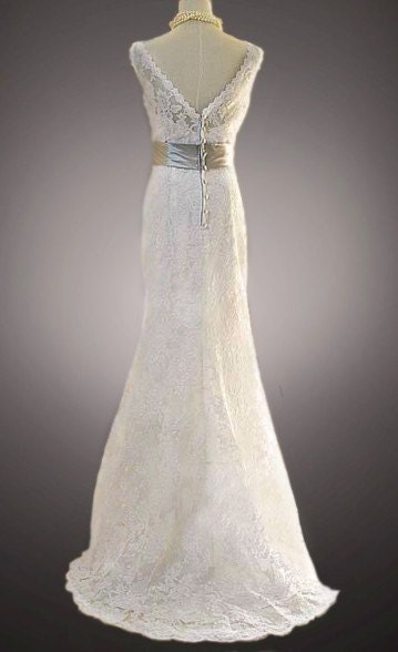 Custom make Vintage Wedding Dress A LINE Bridal Gown Bridesmaid Lace Flower Dress Satin Sash