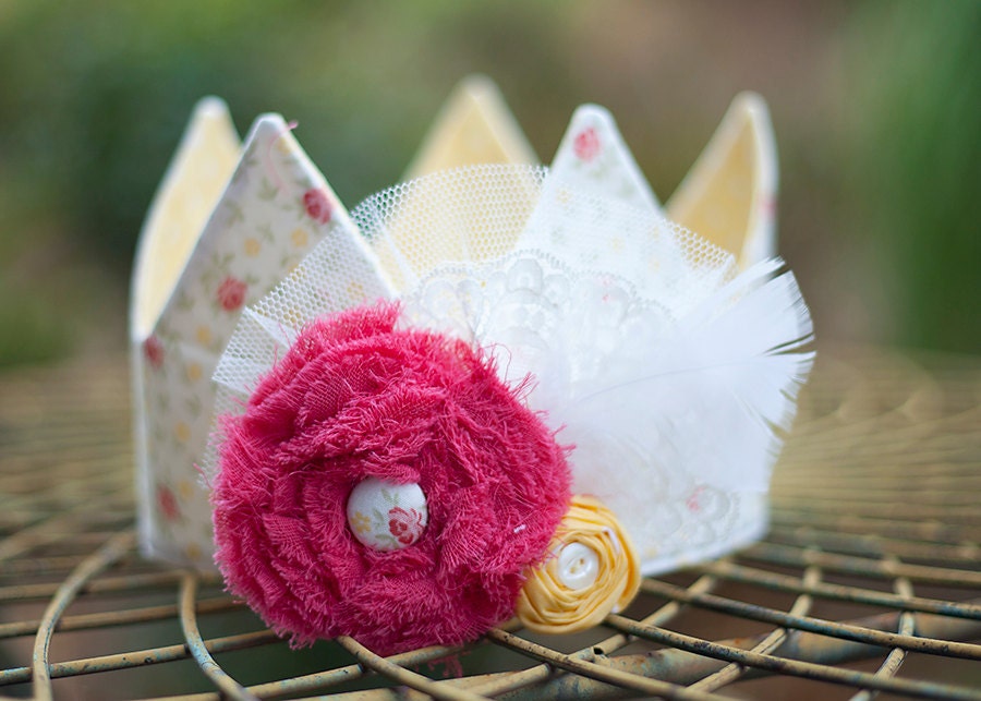 Girls vintage inspired reversible fabric crown