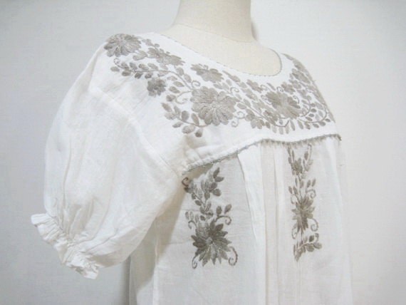 Mexican Hand Embroidered Puff Sleeves Off White Dress by chokethai