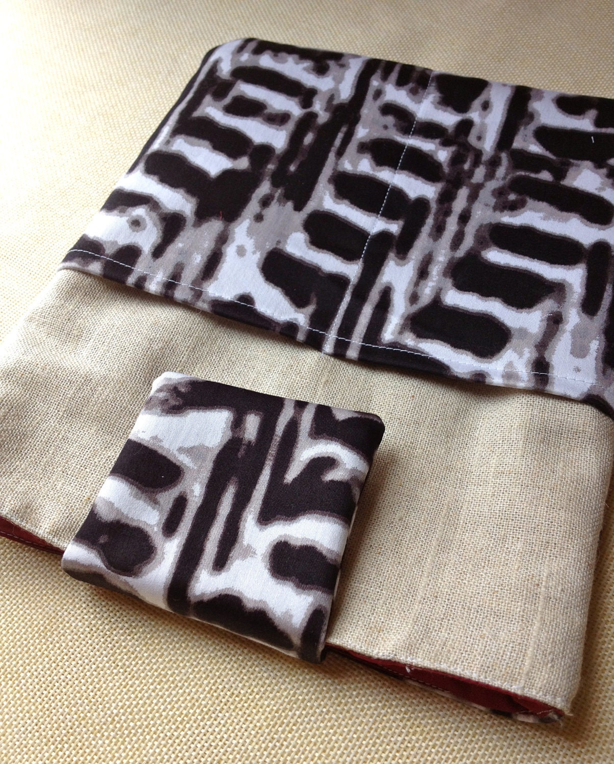 Irregular black and white pattern iPad case, iPad sleeve, iPad pouch, iPad padded,laptop cover,notebook cover, Kindle case, Galaxy cover