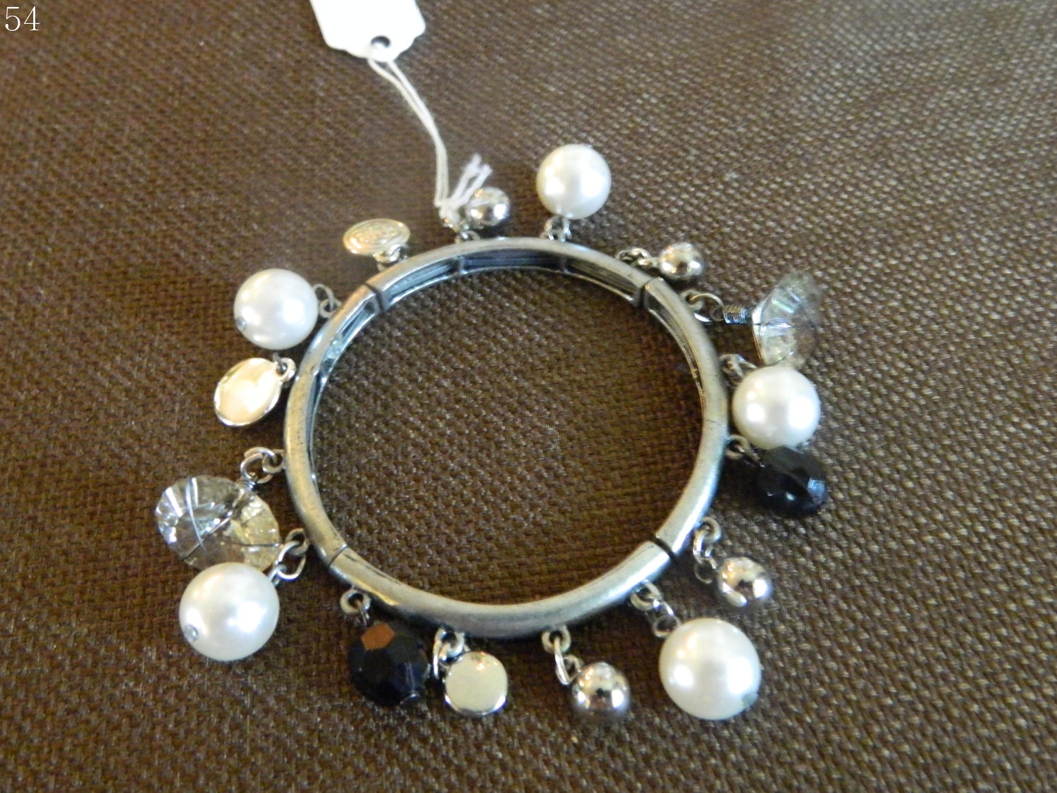 Chic Pearl Charm Bracelet