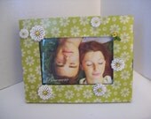 Decoupaged Frame w/ daisies