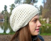 Classic beanie hat - OFFWHITE - crochet - womens Winter Autumn accessories wool woolen