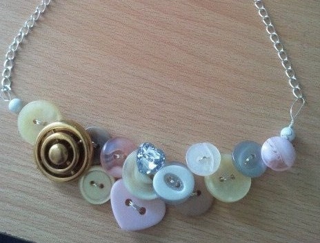 Button necklace