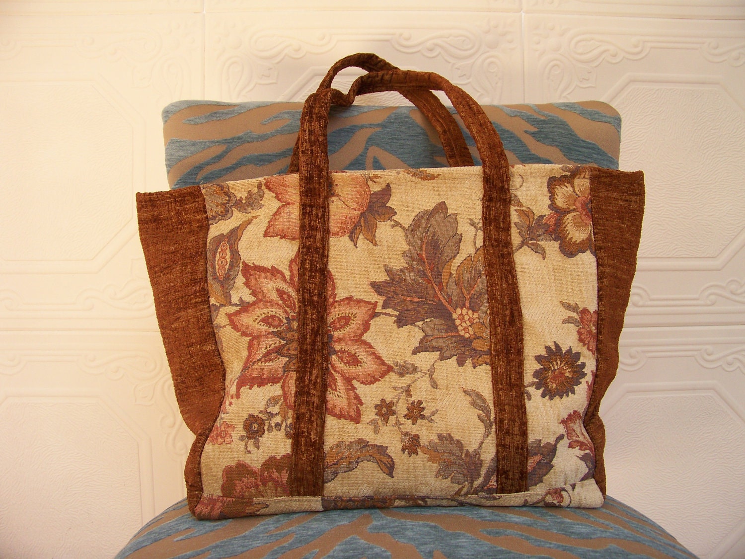 Autumn Floral Chenille Carpet Bag