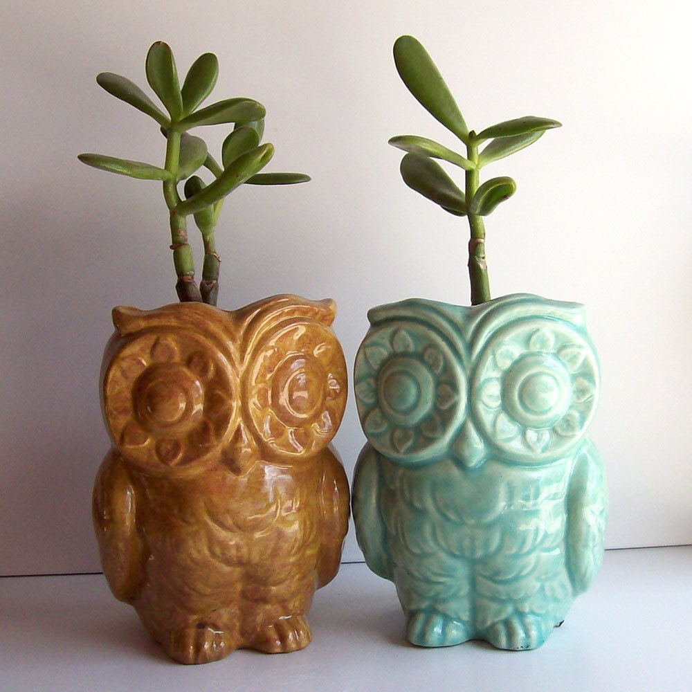Ceramic Tiki Owl Planter Vintage Design in Aqua Blue