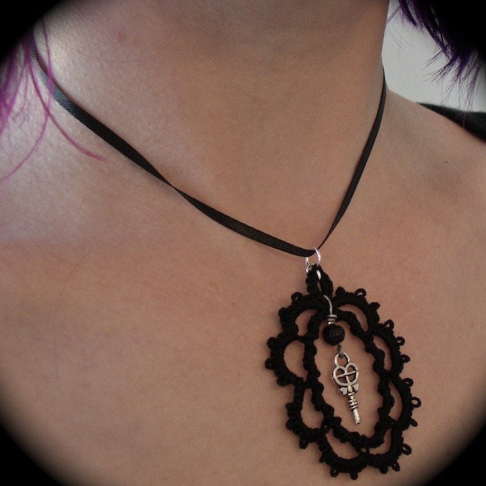 Tatted Lace Cameo Pendant - But Where's The Lock - Black