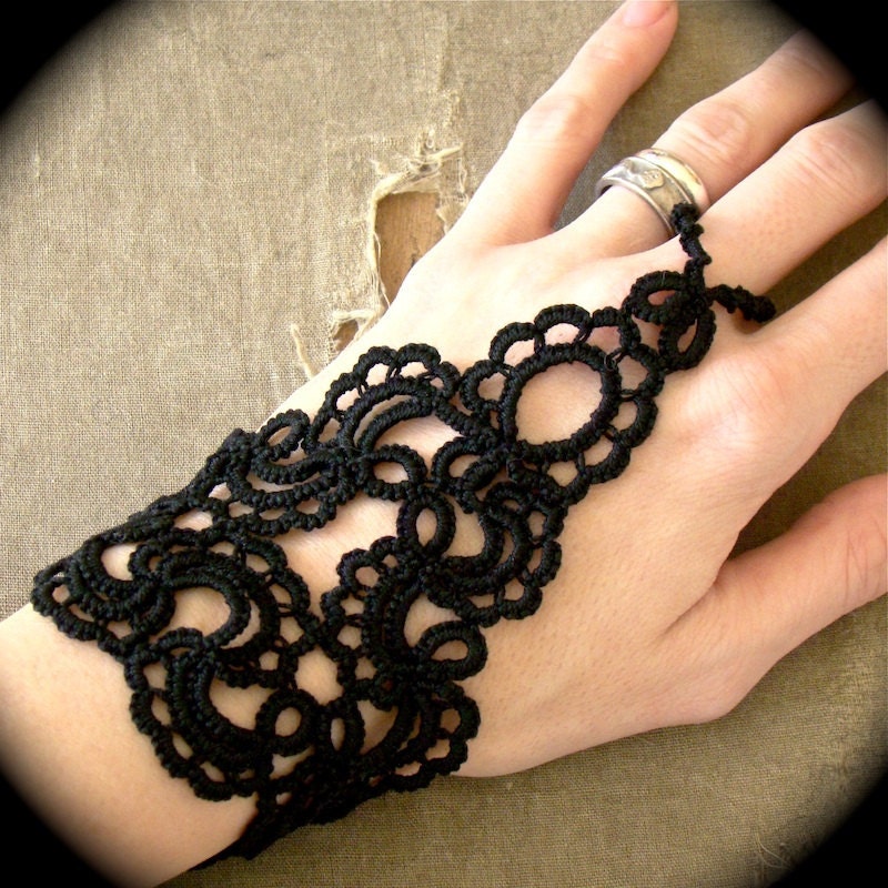 Tatted Slave Bracelet - Forever Scrolling