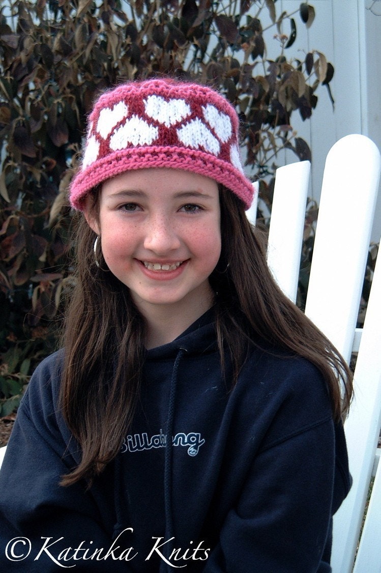 Miss Moos Heart Hat Knitting Pattern