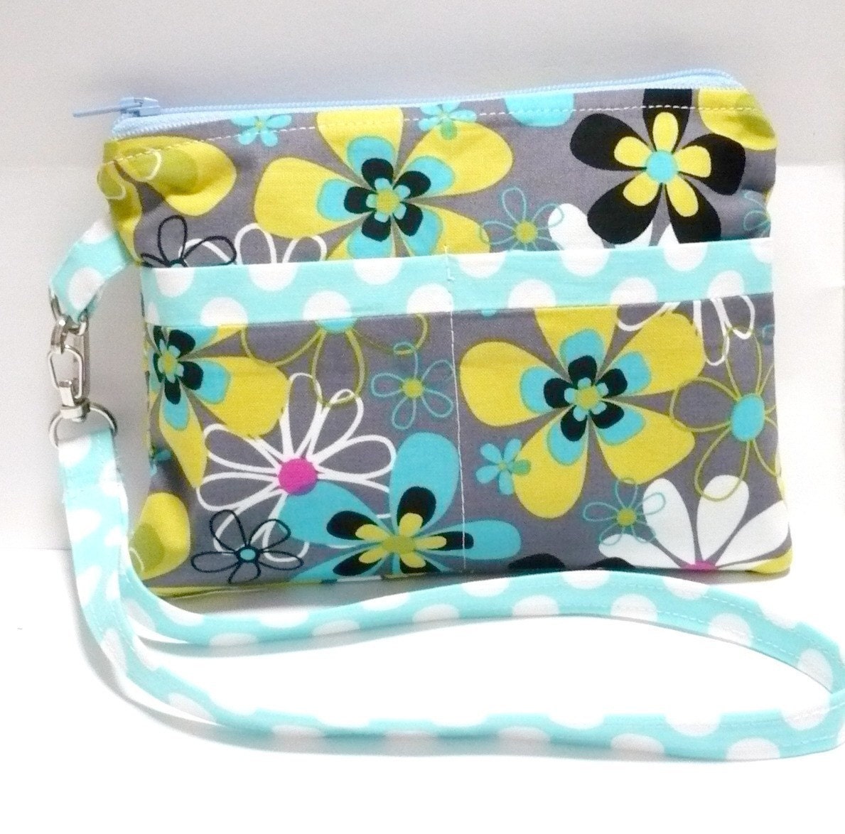 Wristlet Sewing Pattern Purse Sewing Pattern PDF Instant Download Wristlet with exterior pockets