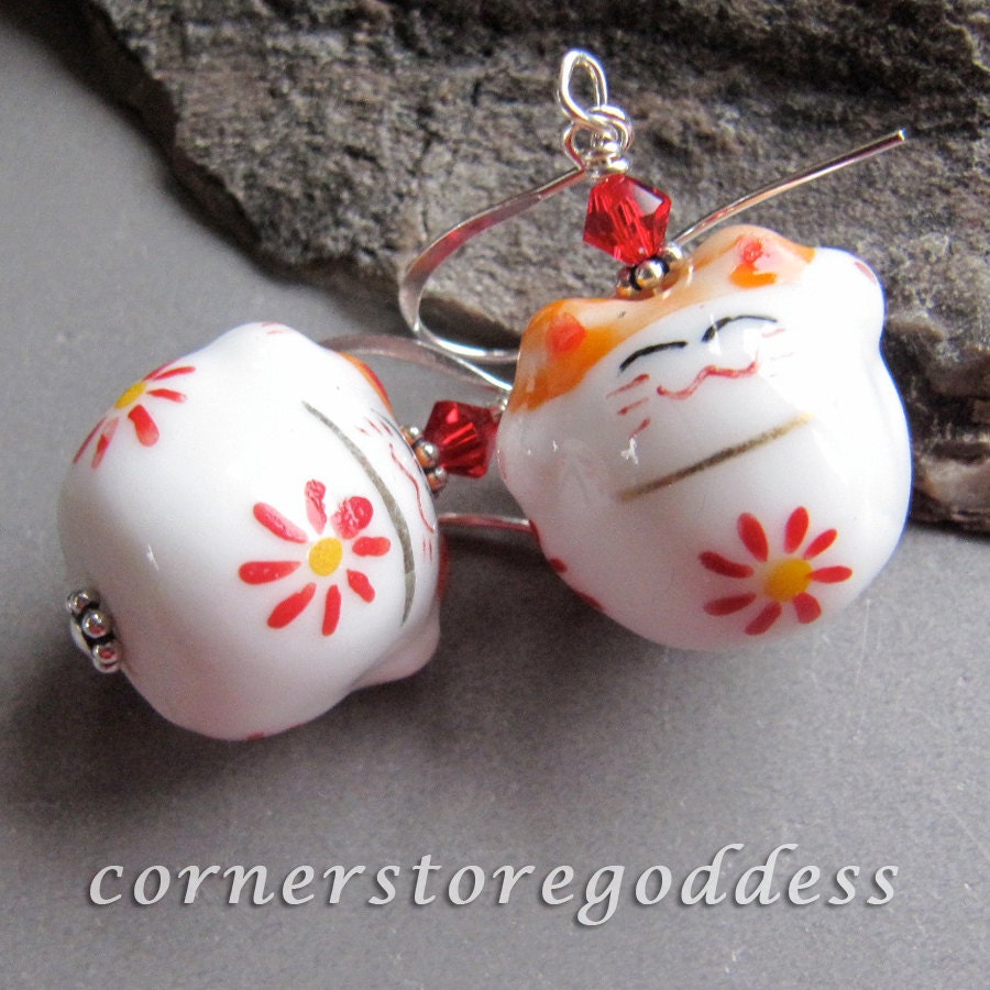 Lucky Good Fortune Kitty Cat Maneki Neko Earrings by Cornerstoregoddess