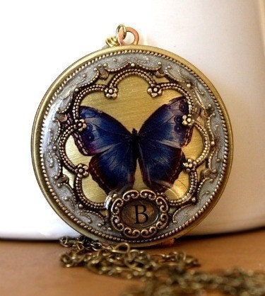 Pearl Necklace, Vintage Locket, Personalized Necklace, Blue, Purple Necklace, Bridal Gift, Bridesmaid Necklace, Image Locket