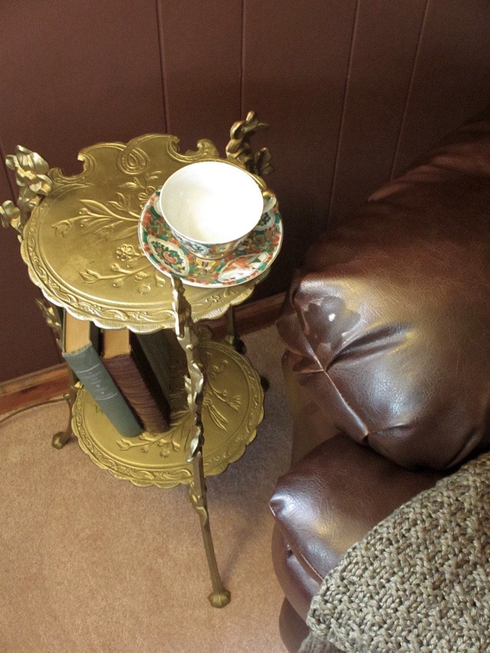 Beautiful Vintage Brass Iris Accent Table