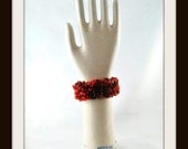 Vintage Porcelain Glove Mold USA Made Shiny 1980s vintage Size M