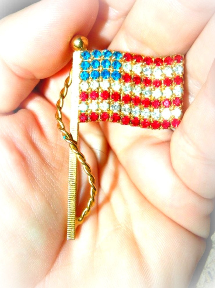 Vintage Rhinestone Flag Pin Red White blue rhinestones gold tone