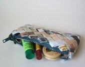 Paper Clutch - Eco-Chic With Green Zipper - Vegan