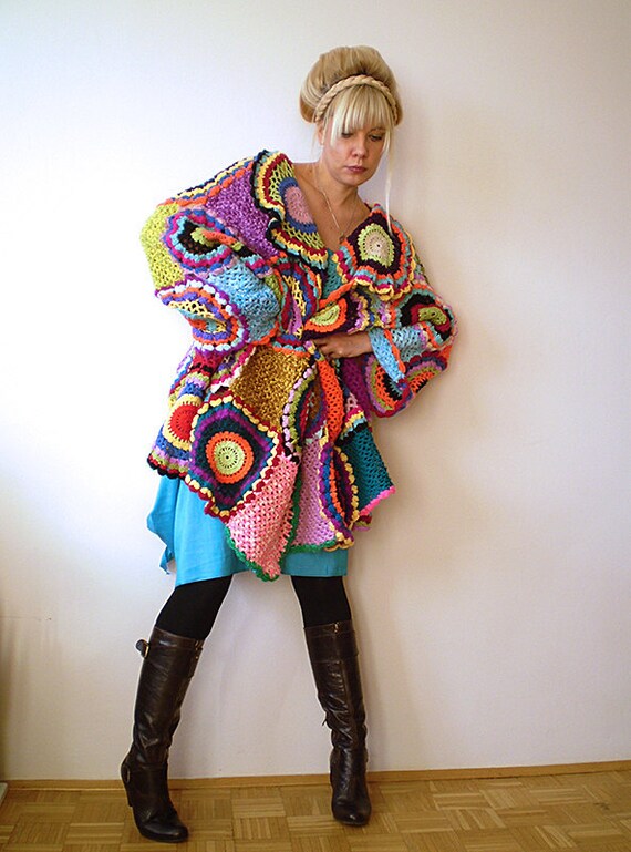 Plus Size Women's Cardigan Sweater with Crochet Circles