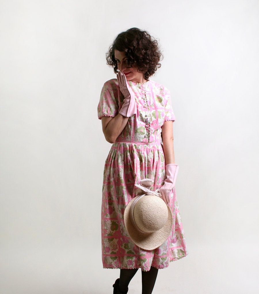 Vintage 1950s Dress - Birdcage Print Floral Cotton Day Dress - Small