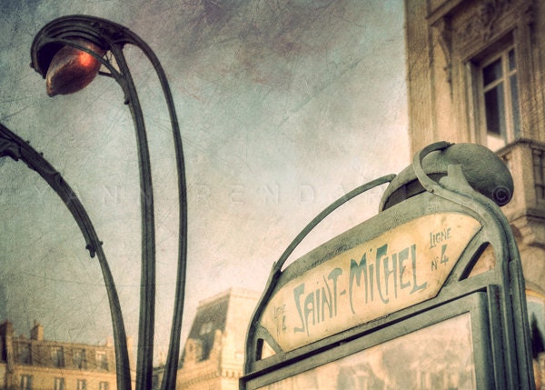 Paris Photography, Paris wall decor, Architecture photography, Paris Metro Photo, Home decor, Paris decor, Subway sign, 5x7 (13x18cm)