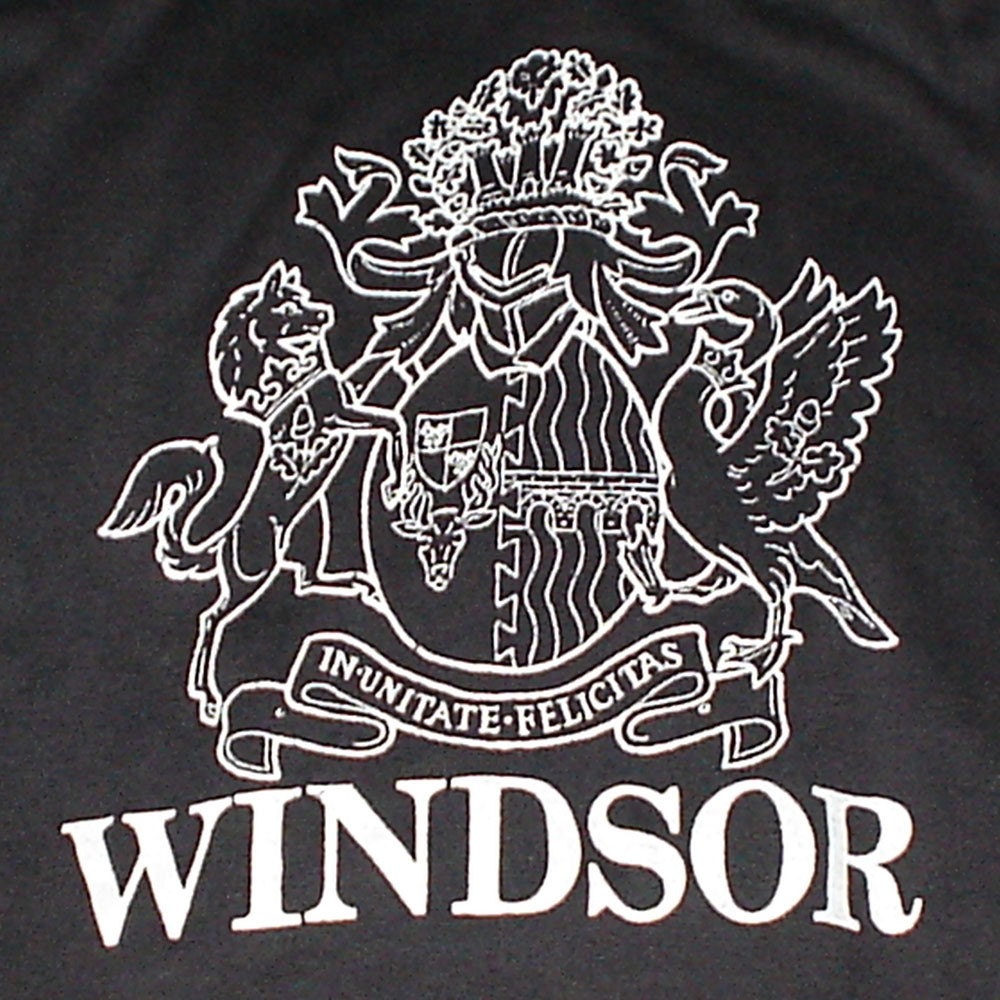 Vintage black Windsor t-shirt black small 50/50 great britain united kingdom XS