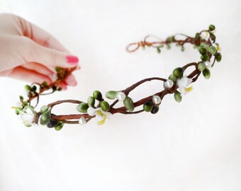 baby size hair circlet, flower wreath, infant hair accessories, green wedding - PIPPA - baby head wreath, photo prop