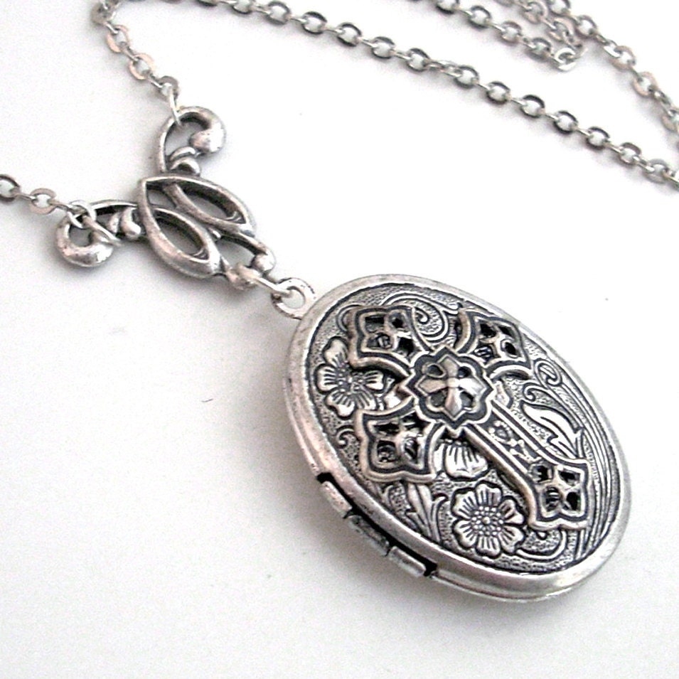 Spiritual Adornment - Etched Silver Locket